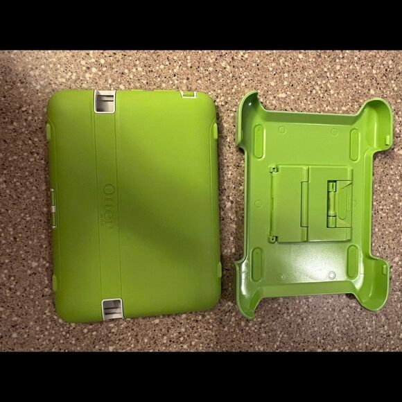 9 inch ~ Otterbox E-Reader / Tablet Case + Stand ~ EUC - Picture 2 of 8
